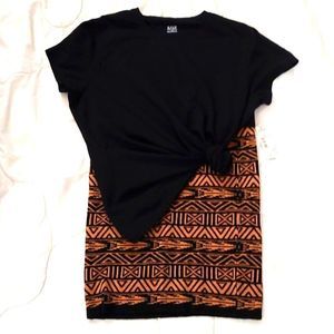 Womens size medium forever 21 contemporary skirt. (3) for $20